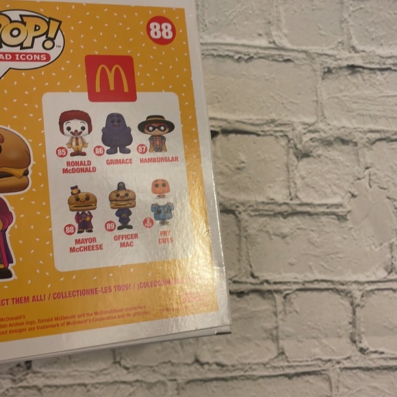 Funko POP! McDonald’s Mayor McCheese - Picture 4 of 5